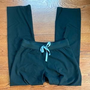 Women’s Figs Livingston Black Scrub Pants